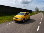 Volkswagen FOX 1.2 40KW 2006 Geel apk tm 17-4-2025, Auto's, Volkswagen, Origineel Nederlands, Te koop, Benzine, 4 stoelen