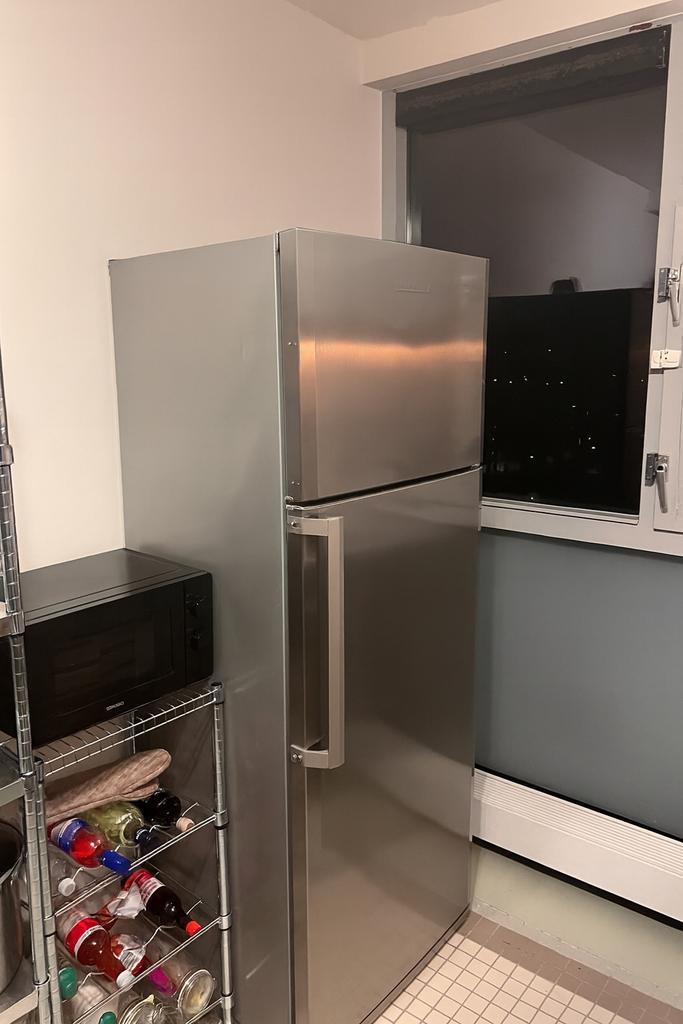 Ruime Blomberg Koel-vriescombinatie zilver/grijs 191x70x60, Witgoed en Apparatuur, Koelkasten en IJskasten, Gebruikt, Met vriesvak