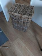 Sterke rieten mand, Ophalen, Gebruikt, Rechthoekig, Riet