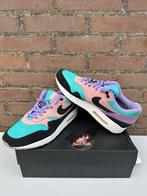 Nike air Max 1 Have a nike day - size 42,5, Nieuw, Ophalen of Verzenden, Sneakers of Gympen, Nike
