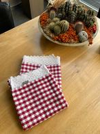 2 Kussenhoezen/Tafelkleedjes Brabants Bont, Huis en Inrichting, Ophalen of Verzenden, Zo goed als nieuw, Rechthoek, Binnen