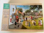WHSmith puzzel 1000 stukjes - may day at the village, Zo goed als nieuw, Ophalen