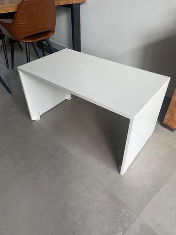 Kinder tafeltje bankje IKEA SMÅSTAD of ladekast beschikbaar voor biedingen