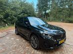 BMW iX1 Xdrive30e 272pk 2023 M-sport Pano H&K Led, Auto's, BMW, 1250 kg, Zwart, Zwart, Elektrisch