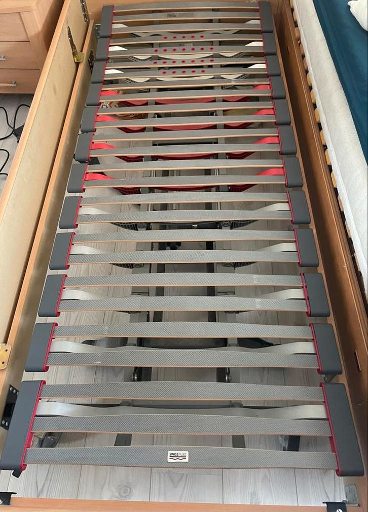 SwissFlex SF 565 Elektronische Lattenbodem met 1 motor, Huis en Inrichting, Slaapkamer | Matrassen en Bedbodems, Zo goed als nieuw