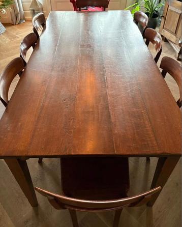 Grote eettafel op maat, 8-10 pers. Den Ilp beschikbaar voor biedingen