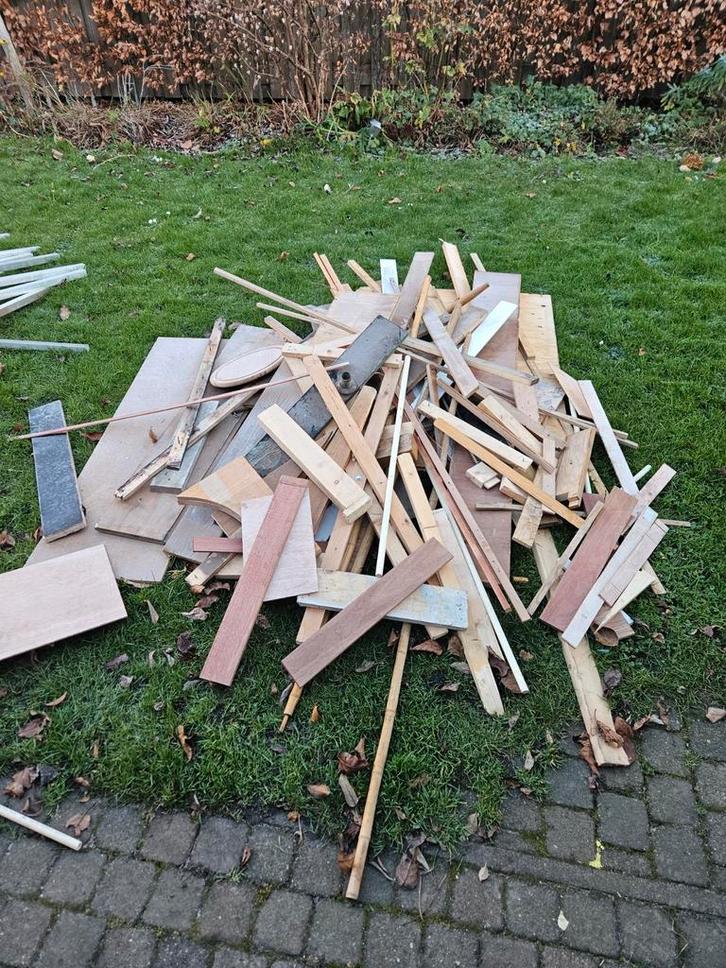 Brandhout - Diverse soorten en maten, Tuin en Terras, Haardhout, Takken, Overige houtsoorten, Minder dan 3 m³, Ophalen