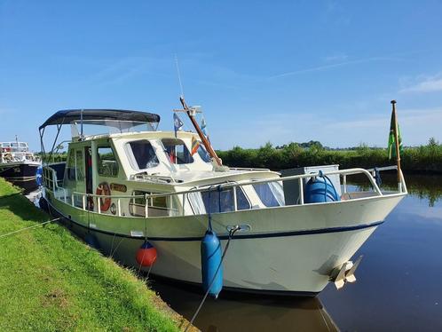 Motorboot te koop, dubbele besturing en boegschroef, 10.50m, Watersport en Boten, Motorboten en Motorjachten, Gebruikt, Staal