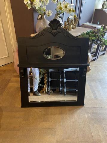 Antieke kuifspiegel, brocante spiegel vintage oud zwart VdlM beschikbaar voor biedingen