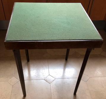 Vintage inklapbare kaart-/speeltafel, VONO beschikbaar voor biedingen
