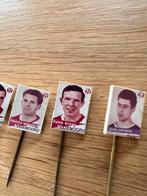 Feyenoord spelers, Verzamelen, Speldjes, Pins en Buttons, Ophalen, Gebruikt, Sport, Speldje of Pin