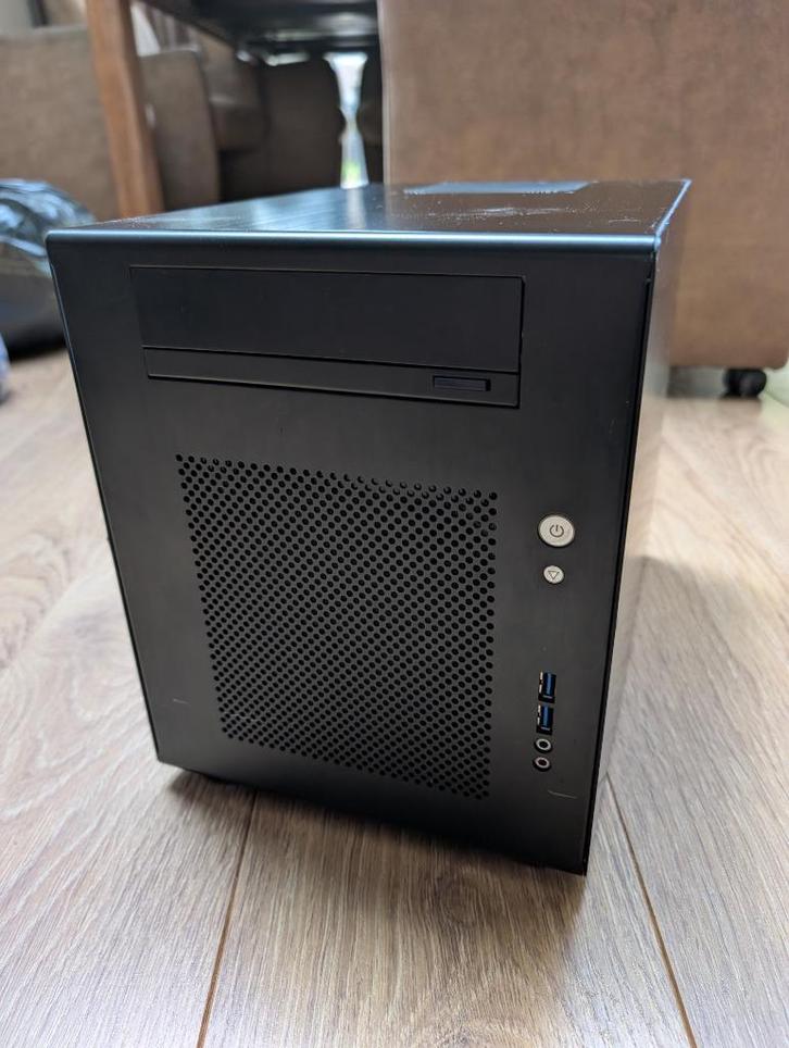 PC - Server, Computers en Software, Servers, Gebruikt, Minder dan 2 Ghz, 8 GB, Ophalen of Verzenden