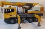 Bruder  Vrachtwagen Scania  Liebherr kraan met truck, Ophalen of Verzenden, Zo goed als nieuw