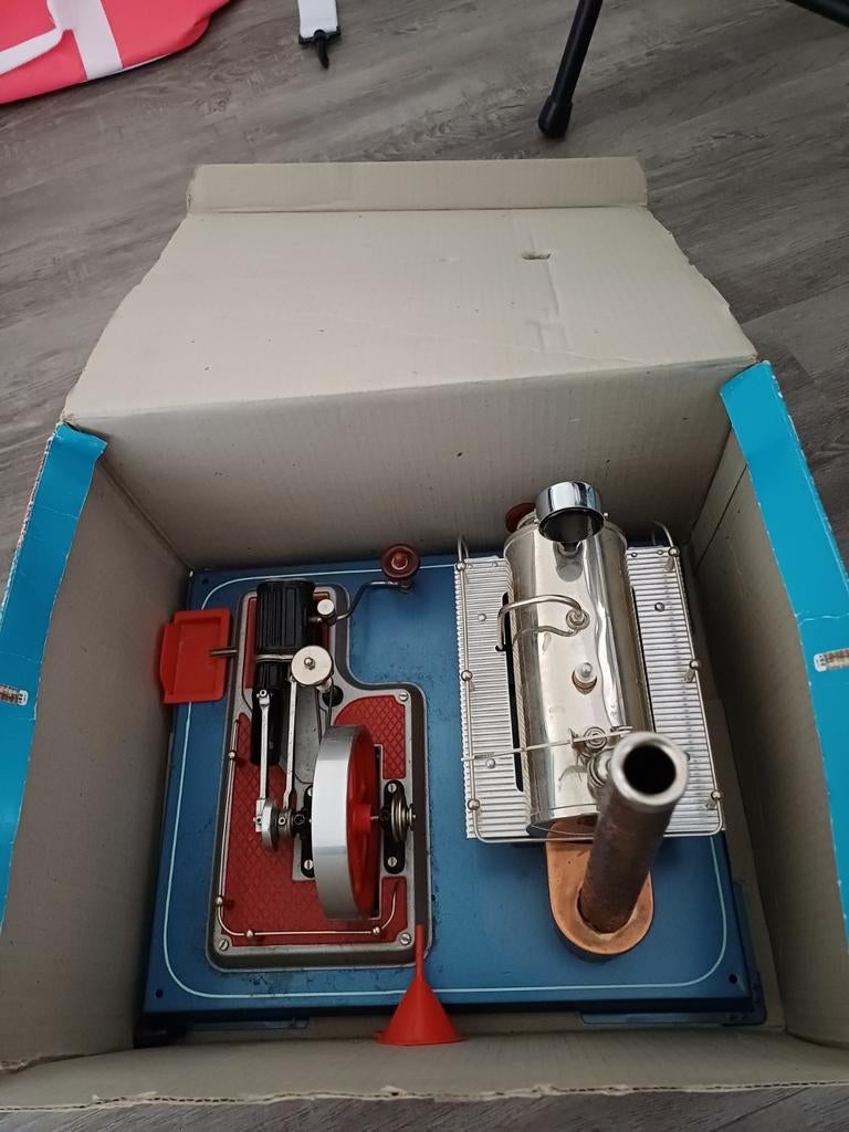 Wilesco stoommachine D20, Ophalen, Zo goed als nieuw