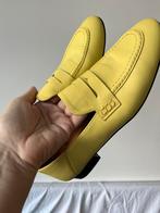 Toral loafers instappers dames geel maat 40, Ophalen, Zo goed als nieuw, Overige kleuren, Loafers