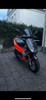 Gilera Runner 50cc DD Fluo Rosso, Fietsen en Brommers, Scooters | Piaggio, Ophalen, Zo goed als nieuw, Overige modellen