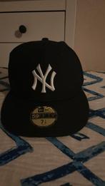 Pet, Ophalen, Zo goed als nieuw, Pet