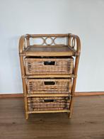Vintage Rotan Nachtkastje met 3 Lades, Ophalen, Overige materialen, Minder dan 50 cm, Gebruikt