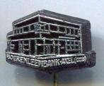 Boerenleenbank AXEL plastic speldje ( W_069 ), Verzamelen, Speldjes, Pins en Buttons, Verzenden, Zo goed als nieuw, Merk, Speldje of Pin