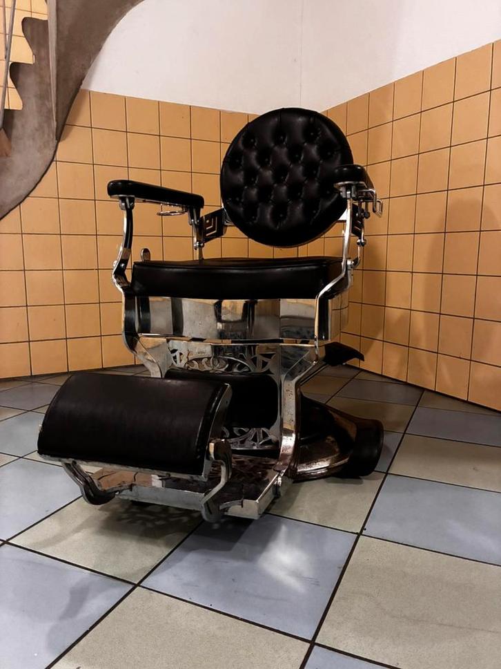 Kappersstoel, Antiek en Kunst, Antiek | Meubels | Stoelen en Banken, Ophalen