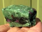 Robijn in Zoisiet ruw Tanganyika artstone mineralen UVactief, Ophalen of Verzenden, Mineraal