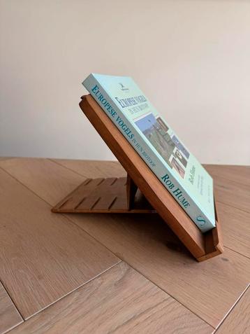 Vintage - leesstandaard - perenhout beschikbaar voor biedingen