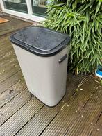 Mooie prullenbak 50-60 liter, binnen of buiten, softclose, Ophalen, 50 tot 75 cm, 40 liter of meer, Zo goed als nieuw