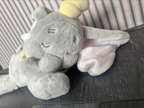 Disney Dombo knuffel met projector en geluid, Kinderen en Baby's, Kinderkamer | Inrichting en Decoratie, Zo goed als nieuw, Ophalen of Verzenden