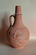 Romeinse kruik met barbotine versiering. Zeldzaam!, Antiek en Kunst, Ophalen of Verzenden