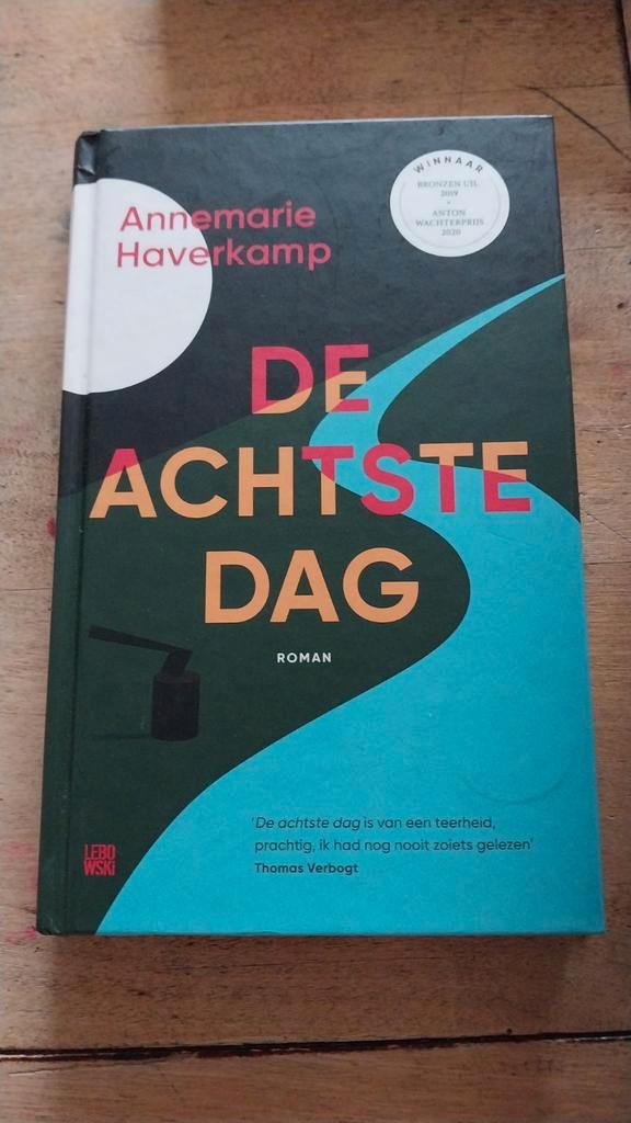 Annemarie Haverkamp - De achtste dag, Boeken, Literatuur, Zo goed als nieuw, Ophalen of Verzenden