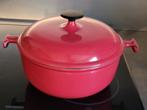 Le Creuset rode gietijzeren braadpan 26cm van Enzo Mari, Gietijzer, Ophalen of Verzenden, Zo goed als nieuw, Keramische plaat