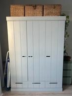 WOOOD Connect 3-deurs kledingkast betongrijs h195xb140xd53, Huis en Inrichting, Kasten | Kledingkasten, Ophalen, Gebruikt, 100 tot 150 cm