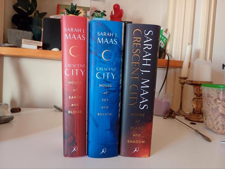 Crescent City alle 3 de boeken, Boeken, Fantasy, Zo goed als nieuw, Ophalen