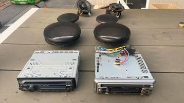 Autoradio’s en 6 speakers beschikbaar voor biedingen