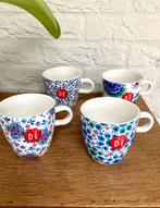 Douwe Egberts koffiemokken: 4 x Dutch Indigo, 1 x Enschede., Huis en Inrichting, Keuken | Servies, Ophalen of Verzenden, Zo goed als nieuw