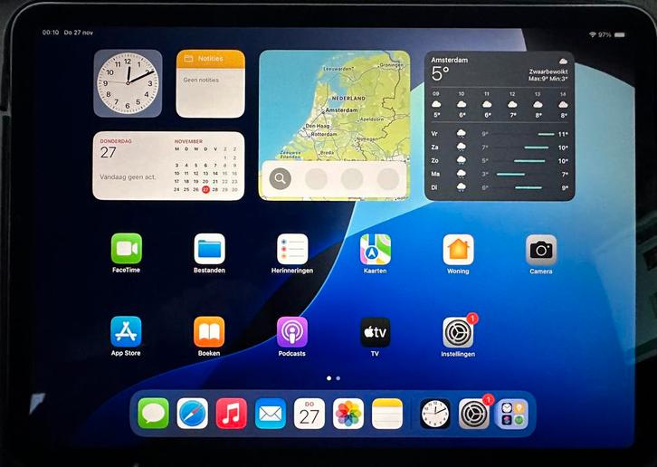 Ipad pro 11 en een Ipad air 2, Computers en Software, Apple iPads, Gebruikt, Apple iPad, 11 inch, 256 GB, Zilver, Ophalen