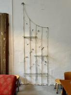 Uniek vintage wandrek, brocante metalen rek, Antiek en Kunst, Curiosa en Brocante, Ophalen