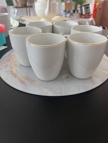 Bloomsburry koffie en thee glazen beschikbaar voor biedingen