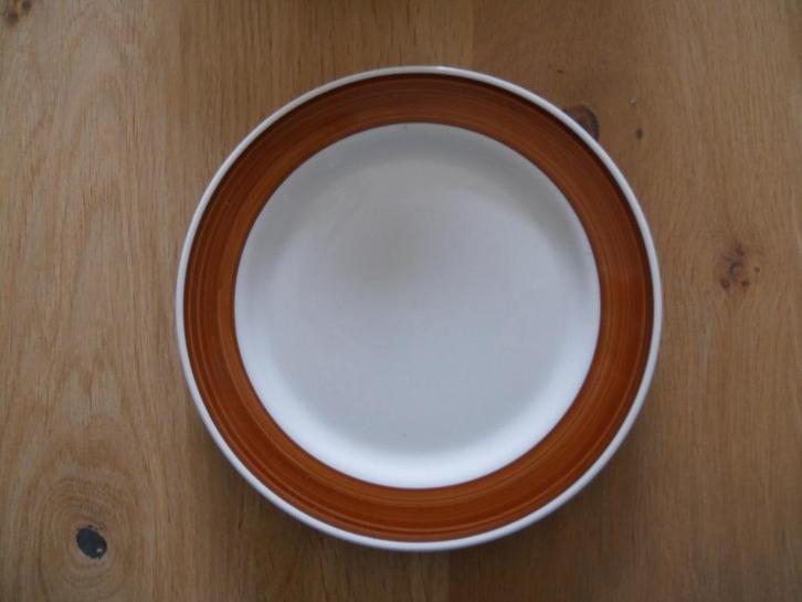 Mosa ontbijt- en lunch servies, bruine rand serviesdelen, Huis en Inrichting, Keuken | Servies, Zo goed als nieuw, Compleet servies