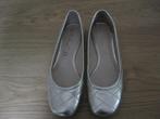 Unisa goudkleur ballerina's:mt 37 + suede tas, Overige kleuren, Zo goed als nieuw, Unisa, Ballerina's