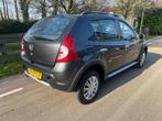 Dacia Sandero 1.6 Stepway APK tm Maart 2026, Voorwielaandrijving, Stof, Zwart, 4 cilinders