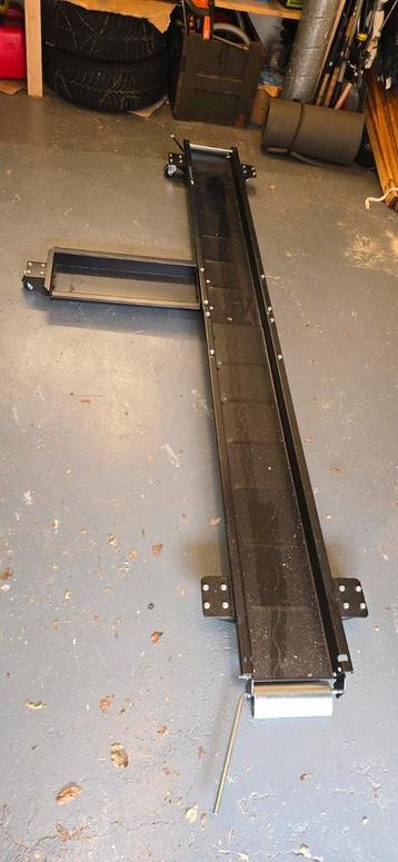 Motor mover, merk Daytona 240 cm lang

 beschikbaar voor biedingen