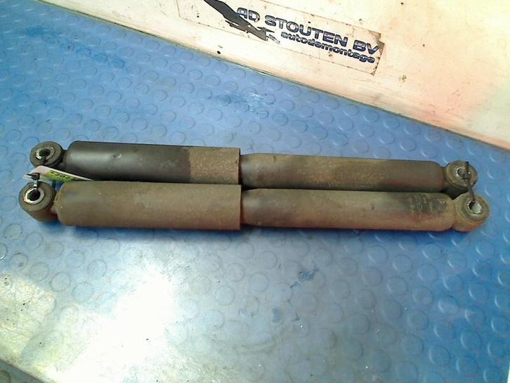 Schokbrekerset Achter Volkswagen Crafter 2017 A9063261300, Auto-onderdelen, Ophanging en Onderstel, Volkswagen, Gebruikt