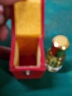 parfum oud in doosje iris noir, Ophalen of Verzenden, 'T Olde Gre-j, Info@toldegrej.nl, Endepoelstraat 20f Didam