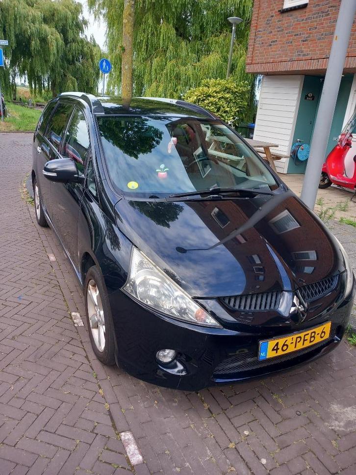 Mitsubishi Grandis 2.4 Mivec 7 2011 Zwart, Auto's, Mitsubishi, Particulier, Grandis, ABS, Adaptive Cruise Control, Airbags, Airconditioning