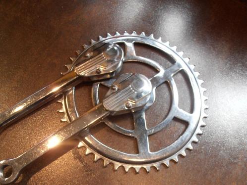 Set Crankspie afdekkappen nos, Fietsen en Brommers, Brommeronderdelen | Oldtimers, Nieuw, Overige merken, Ophalen of Verzenden