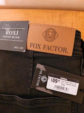 NIEUWE zwarte spijkerbroek van " Fox Factor " model Roxi. beschikbaar voor biedingen