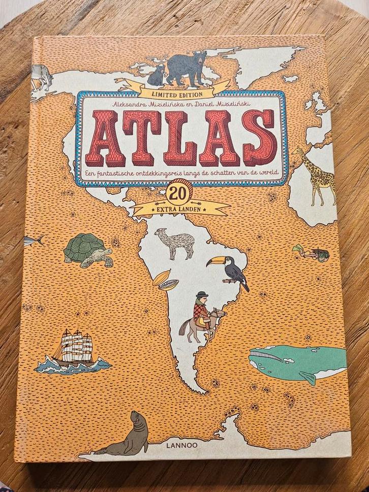 Daniel Mizielinski - Atlas, Boeken, Kinderboeken | Jeugd | onder 10 jaar, Zo goed als nieuw, Non-fictie, Ophalen of Verzenden