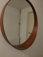 IKEA  spiegel walnoot, Huis en Inrichting, Woonaccessoires | Spiegels, Ophalen, Minder dan 50 cm, Zo goed als nieuw, Minder dan 100 cm
