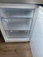 Energiezuinige koelkast. Samsung, Witgoed en Apparatuur, Vriezers en Diepvrieskisten, Ophalen, Zo goed als nieuw, Minder dan 60 cm